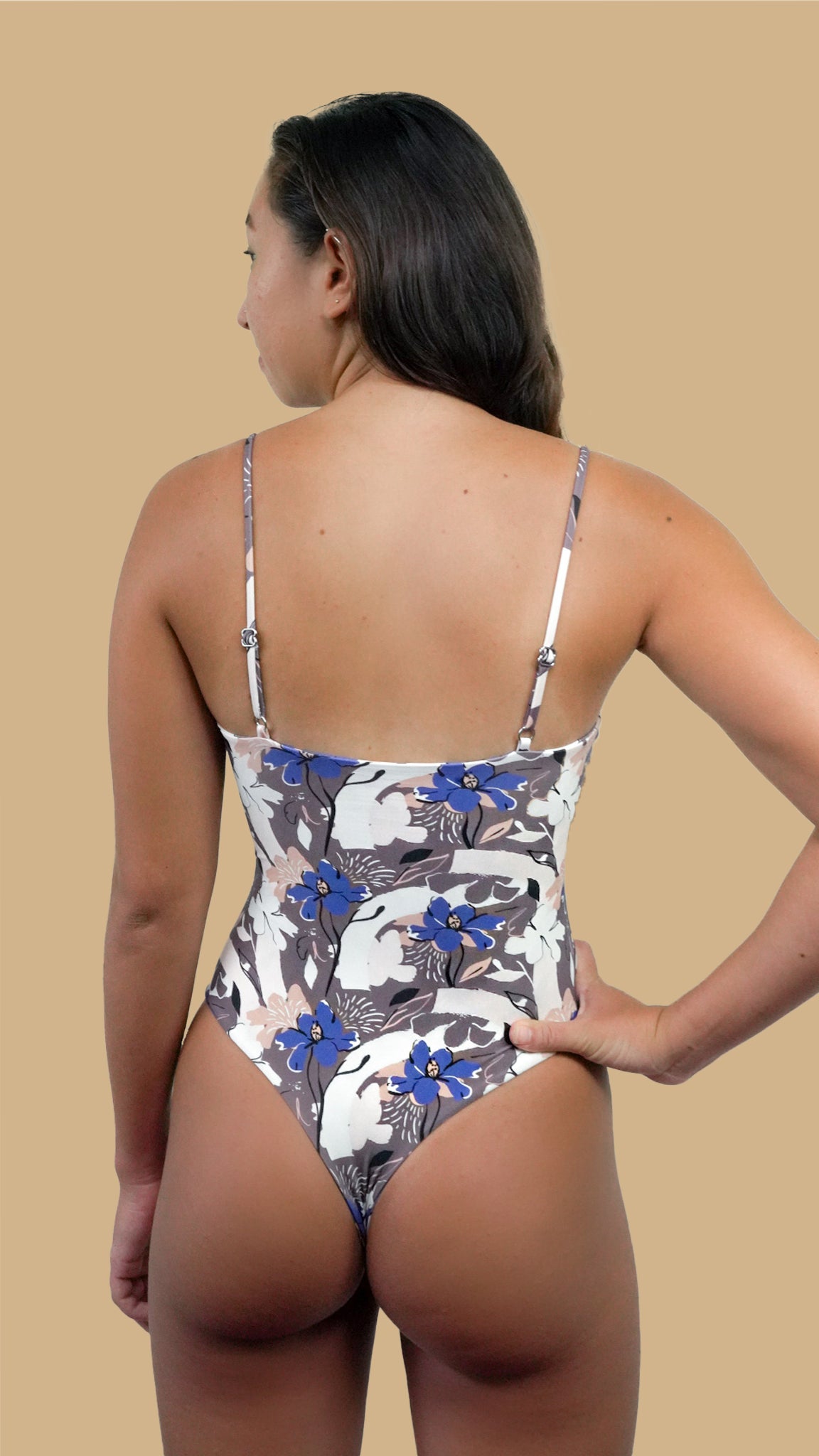 HANA ONE PIECE (SKIMPY) | Mona | '23