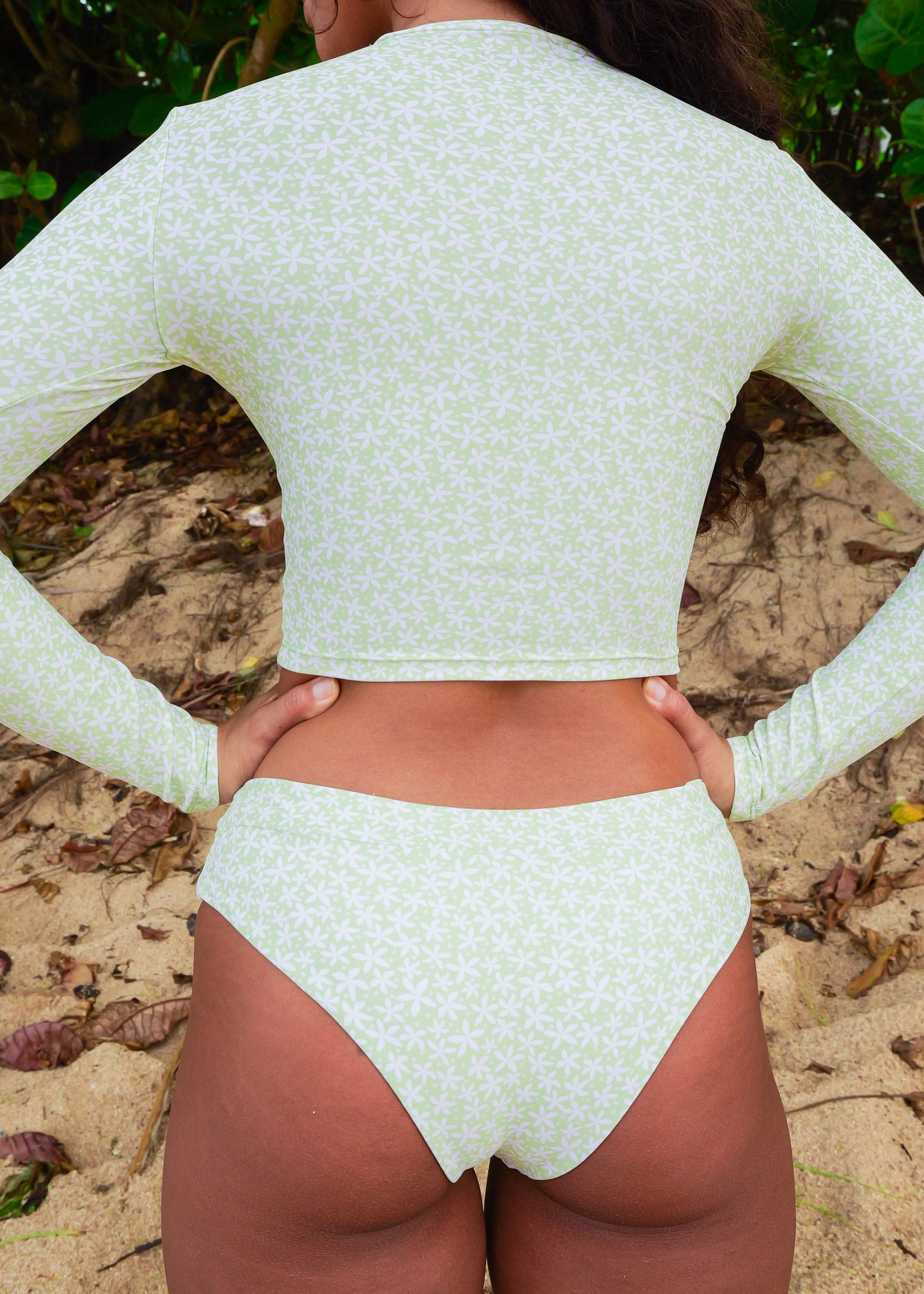 VOYAGER BOTTOMS | Seafoam Daisy