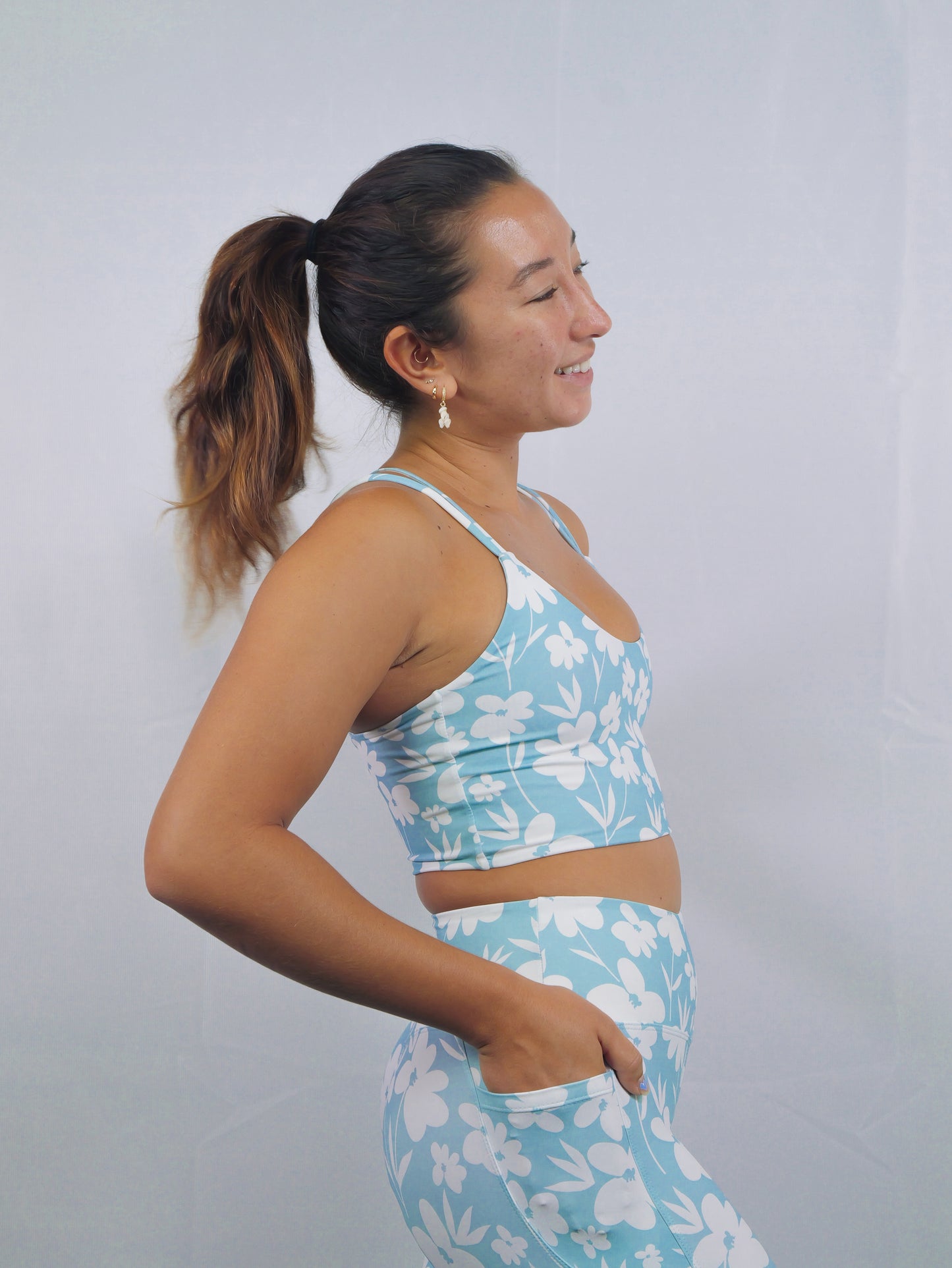 CHELSEY TOP | Blue Wedelia | AOKAI ACTIVE *final sale*