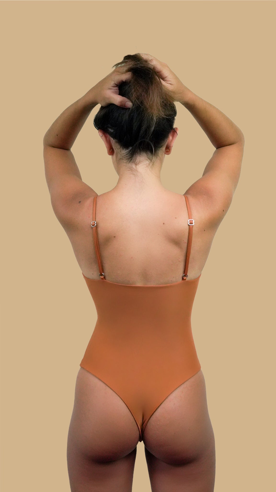 HANA ONE PIECE (SKIMPY) | Caramel | '23